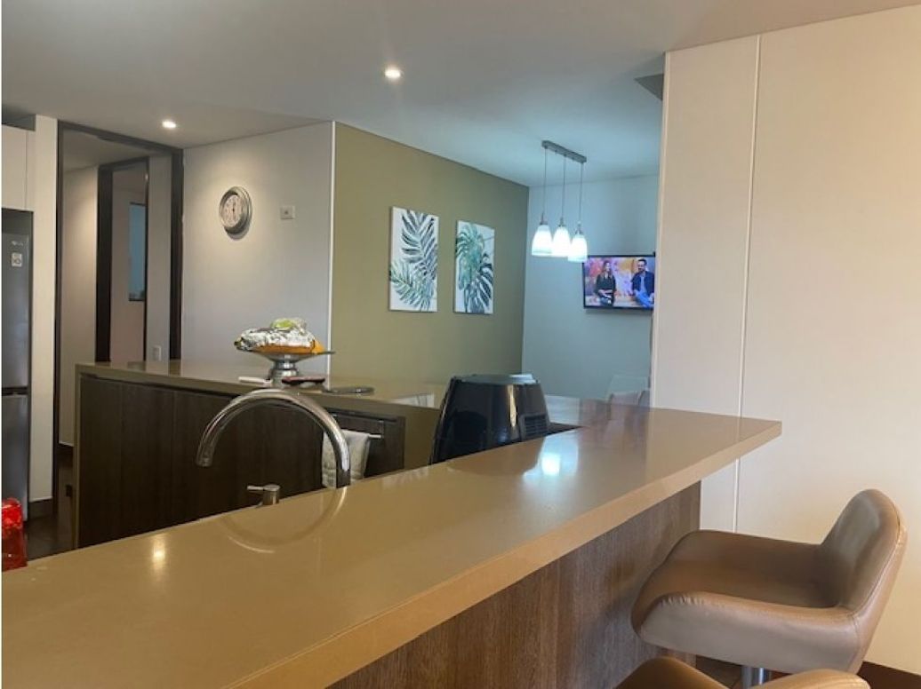 Apartamento de 4 alcobas en venta en Colina Campestre, Bogotá, 270 m² · foto 8 de 20