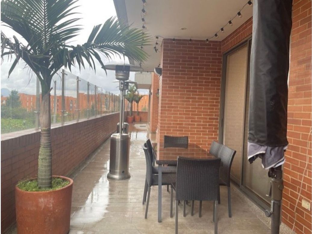 Apartamento de 4 alcobas en venta en Colina Campestre, Bogotá, 270 m² · foto 13 de 20