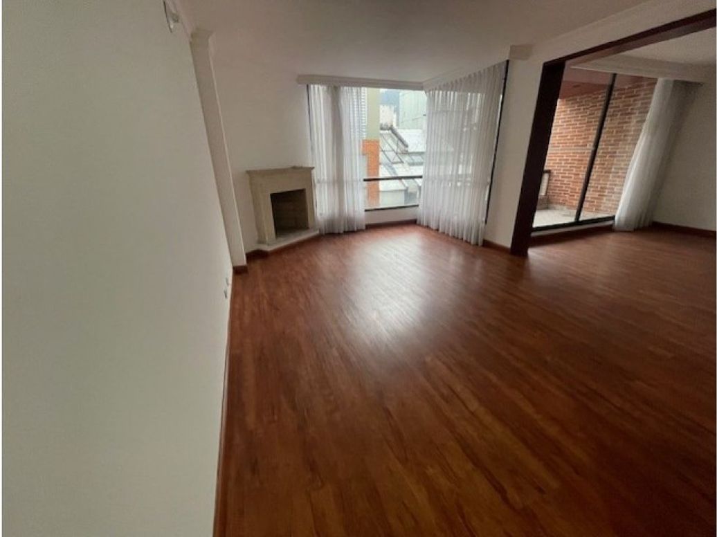 Apartamento de 3 alcobas en venta en Lisboa, Bogotá, 110 m² · foto 2 de 20