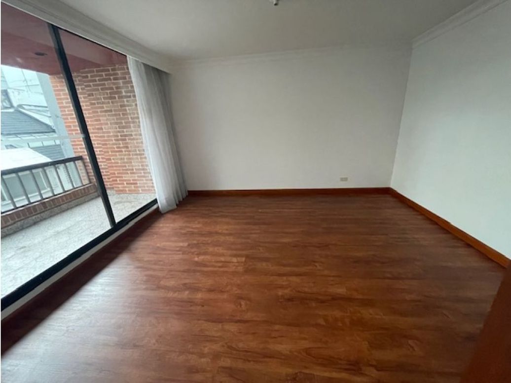 Apartamento de 3 alcobas en venta en Lisboa, Bogotá, 110 m² · foto 3 de 20
