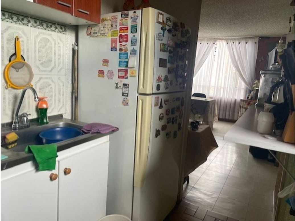 Apartamento de 3 alcobas en venta en Suba, Bogotá, 43 m² · foto 9 de 13