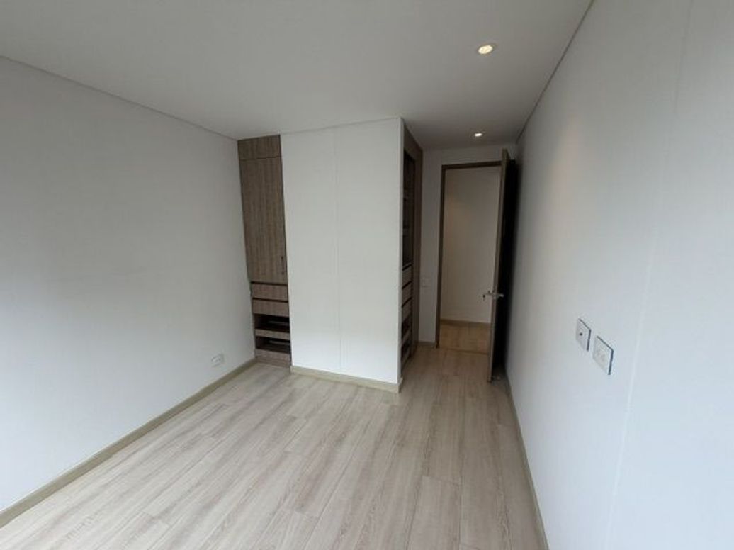 Apartamento de 3 alcobas en venta en Ciudad Salitre Occidental, Bogotá, 96 m² · foto 14 de 20