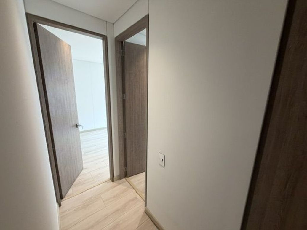Apartamento de 3 alcobas en venta en Ciudad Salitre Occidental, Bogotá, 96 m² · foto 15 de 20