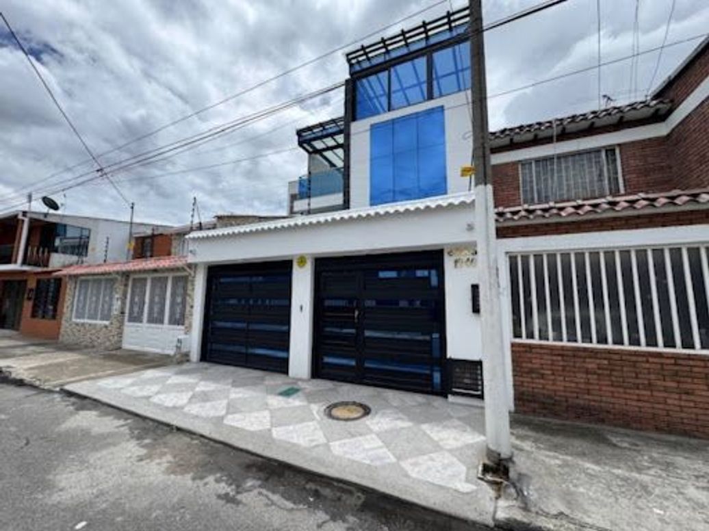 Casa de 3 alcobas en venta en Ciudad Montes, Bogotá, 290 m² · foto 2 de 20