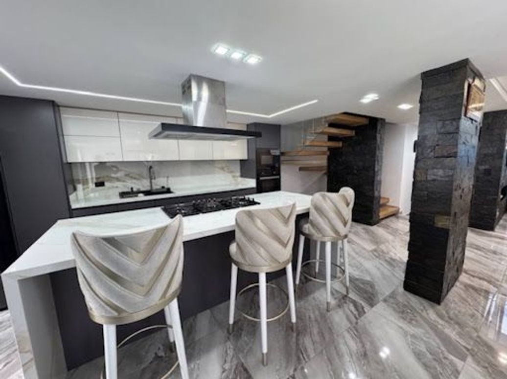 Casa de 3 alcobas en venta en Ciudad Montes, Bogotá, 290 m² · foto 10 de 20