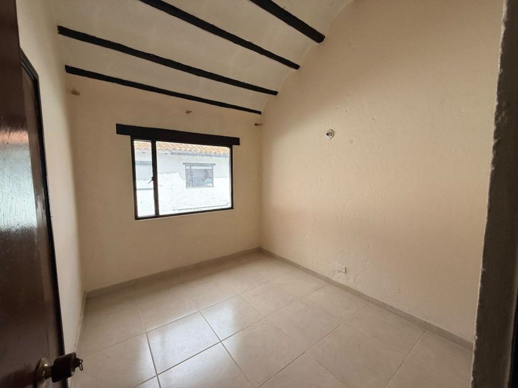 Casa de 3 alcobas en venta en Cedro Narvaez, Bogotá, 130 m² · foto 10 de 20