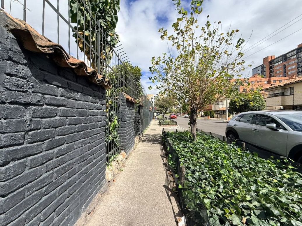Casa de 3 alcobas en venta en Cedro Narvaez, Bogotá, 130 m² · foto 18 de 20