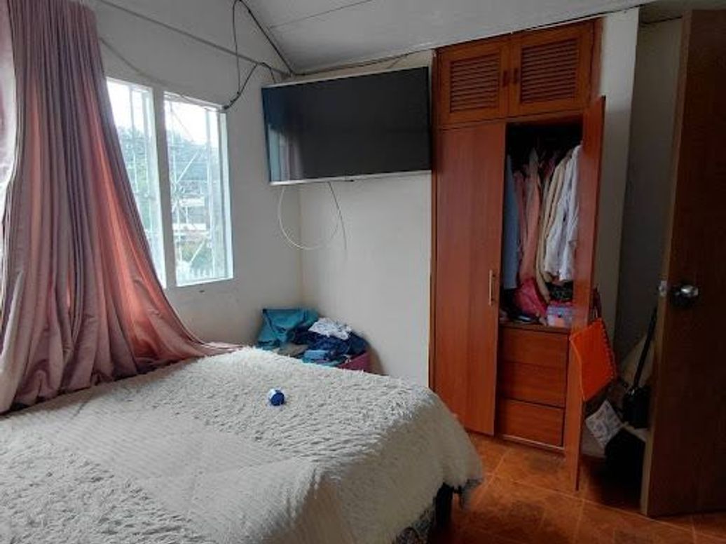 Casa de 5 alcobas en venta en Unidad Residencial Ayacucho 2, Bogotá, 170 m² · foto 13 de 20