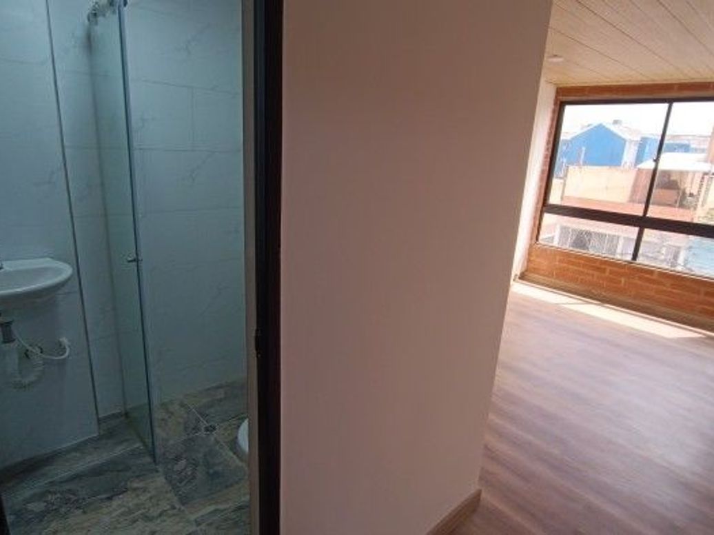 Apartamento de 3 alcobas en venta en Florida Blanca Norte, Bogotá, 60 m² · foto 8 de 11