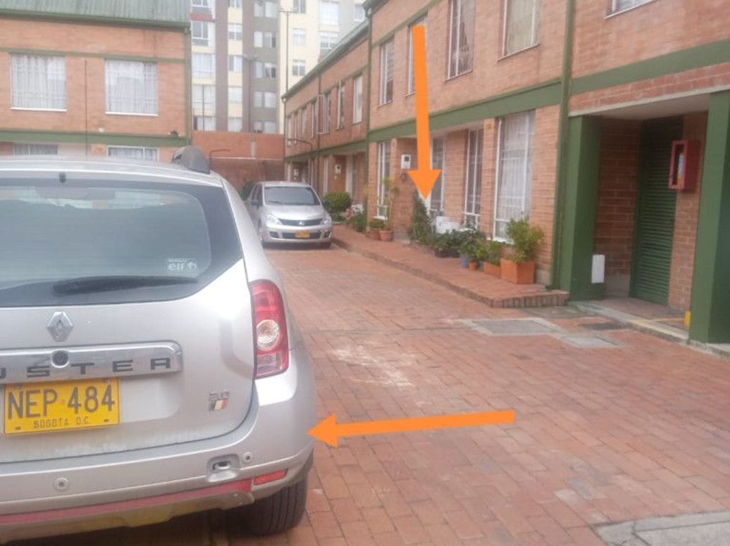 Casa de 5 alcobas en venta en Portales Del Norte, Bogotá, 121 m² · foto 2 de 20