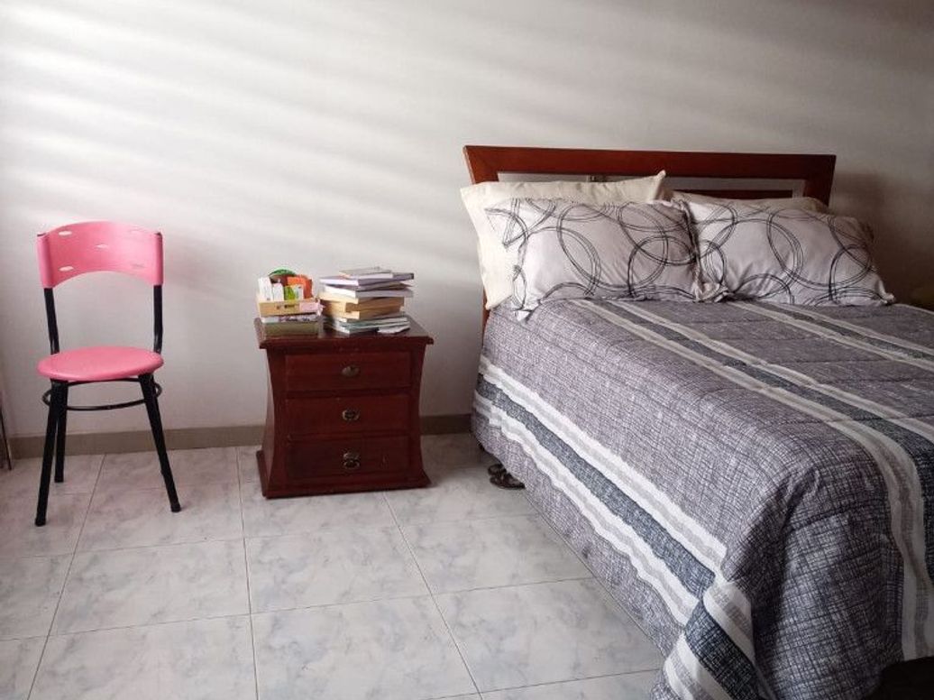 Casa de 5 alcobas en venta en Portales Del Norte, Bogotá, 121 m² · foto 12 de 20