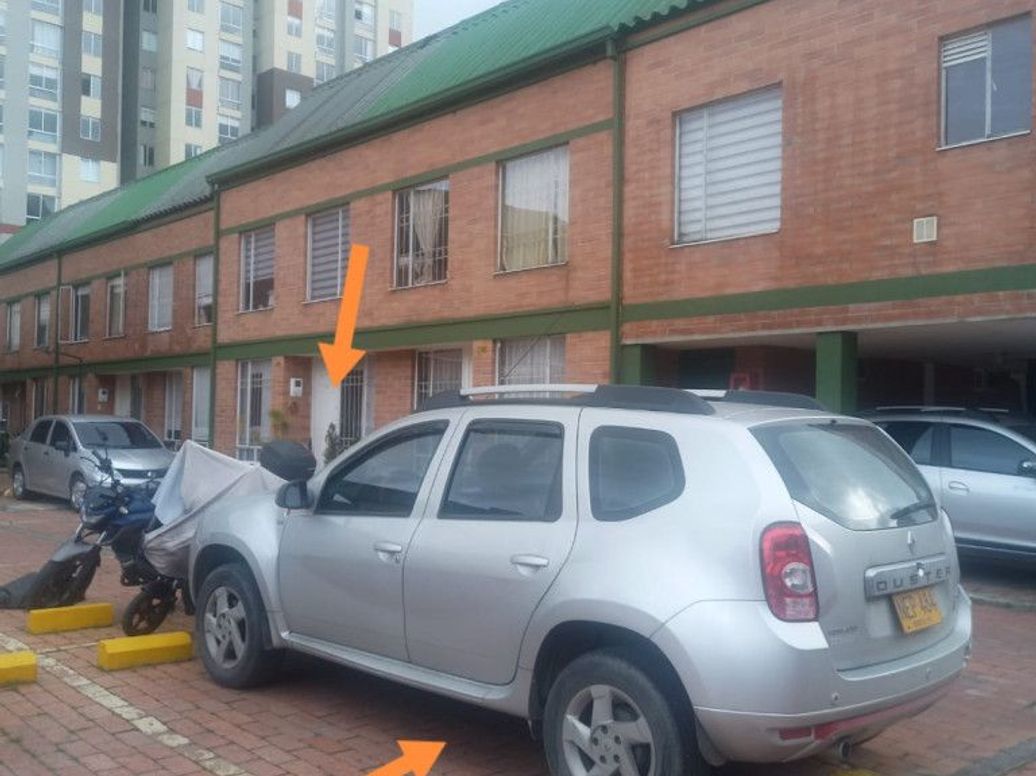Casa de 5 alcobas en venta en Portales Del Norte, Bogotá, 121 m² · foto 3 de 20