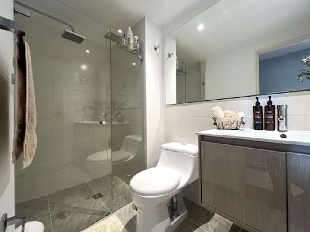 Apartamento de 2 alcobas en arriendo en Santa Barbara Central, Bogotá, 87 m² · foto 13 de 18