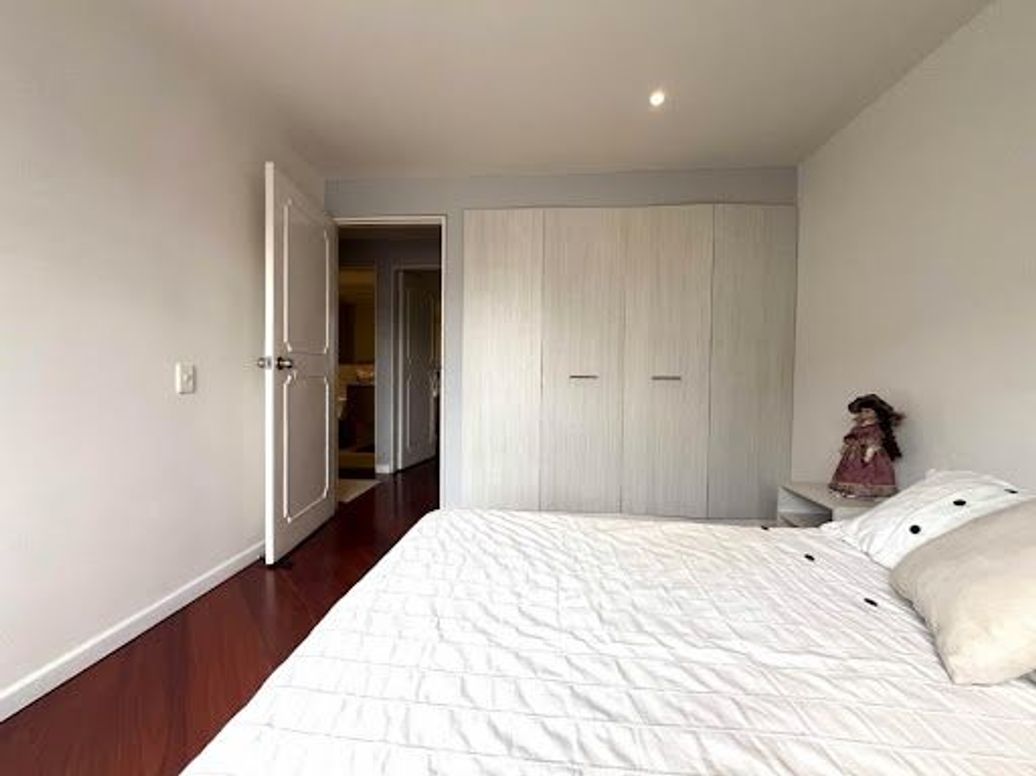 Apartamento de 2 alcobas en arriendo en Santa Barbara Central, Bogotá, 87 m² · foto 12 de 18