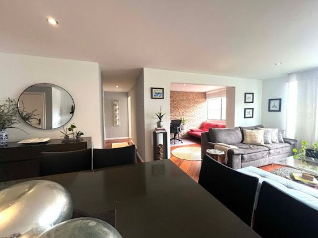 Apartamento de 2 alcobas en arriendo en Santa Barbara Central, Bogotá, 87 m² · foto 9 de 18
