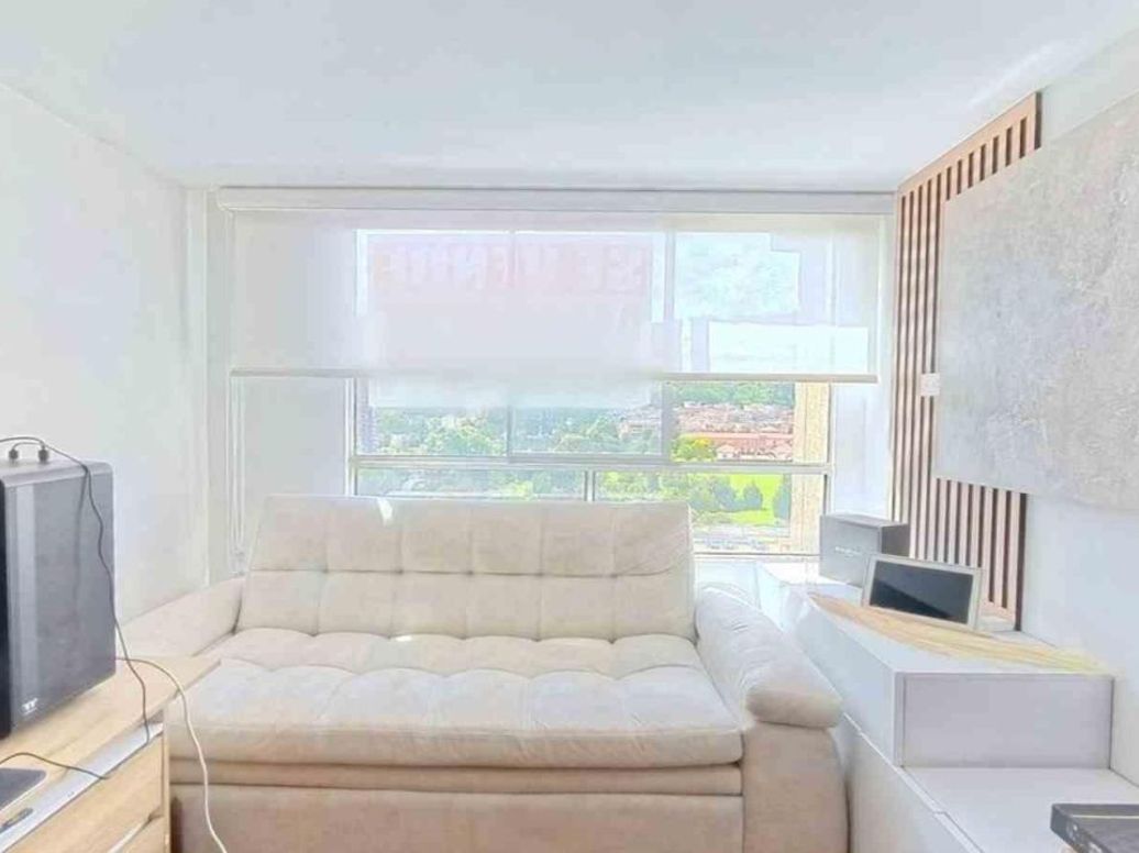 Apartamento de 1 alcoba en venta en La Granja Norte, Bogotá, 35 m² · foto 2 de 20