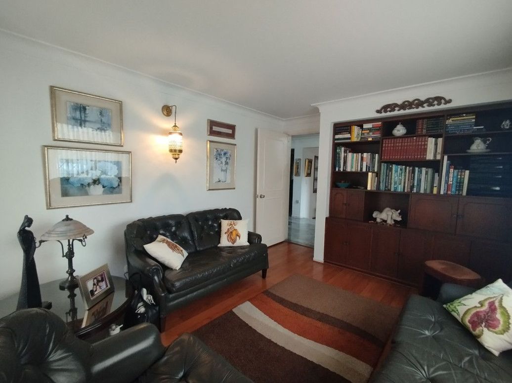 Casa de 4 alcobas en venta en Gerona, Bogotá, 337 m² · foto 6 de 20