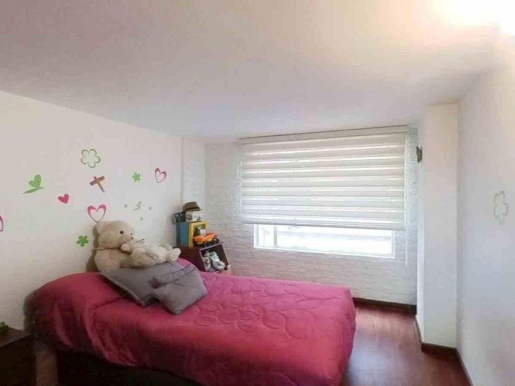 Apartamento de 3 alcobas en venta en Cedro Salazar, Bogotá, 89 m² · foto 11 de 20