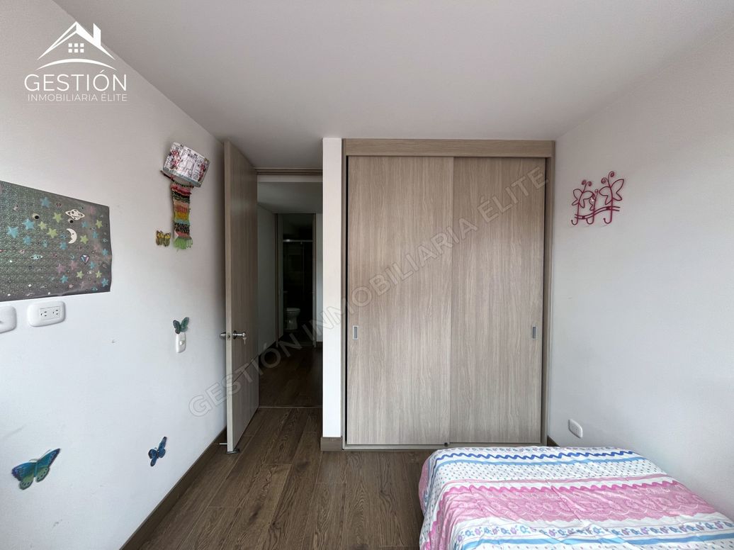 Apartamento de 3 alcobas en venta en El Dorado, Bogotá, 77 m² · foto 18 de 20
