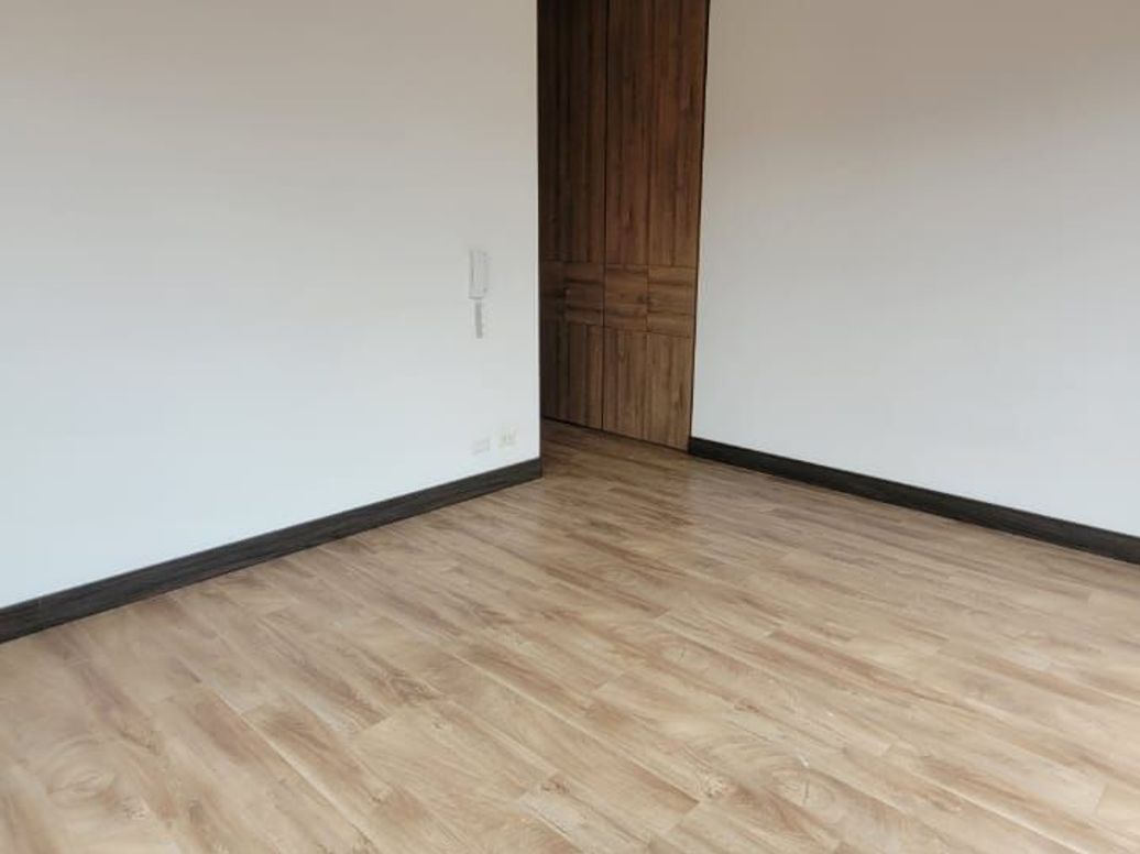 Apartamento de 3 alcobas en venta en San Patricio, Bogotá, 159 m² · foto 13 de 20