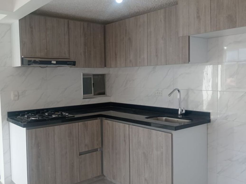 Apartamento de 2 alcobas en arriendo en La Picota Sur, Bogotá, 45 m² · foto 2 de 7