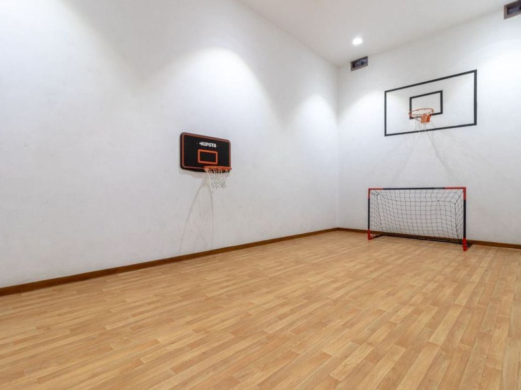 Apartamento de 3 alcobas en venta en Los Rosales, Bogotá, 212 m² · foto 18 de 20
