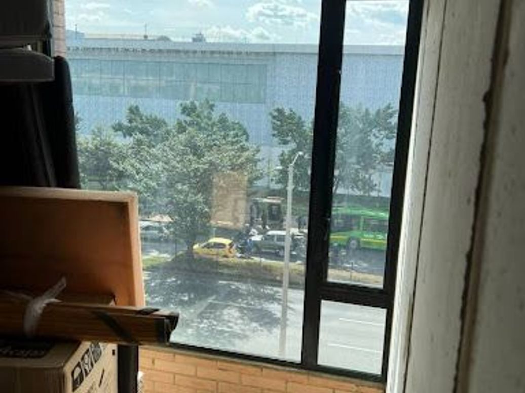 Apartaestudio en venta en Los Monjes, Bogotá, 29 m² · foto 2 de 15