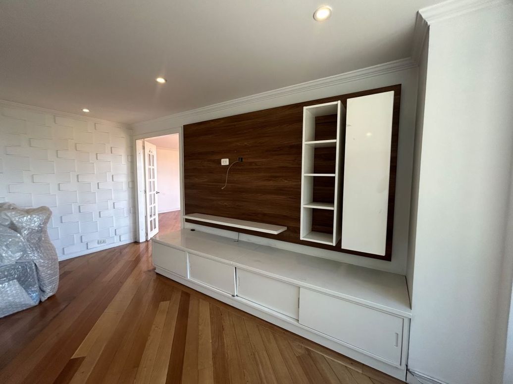 Apartamento de 3 alcobas en arriendo en Chico, Bogotá, 225 m² · foto 5 de 20