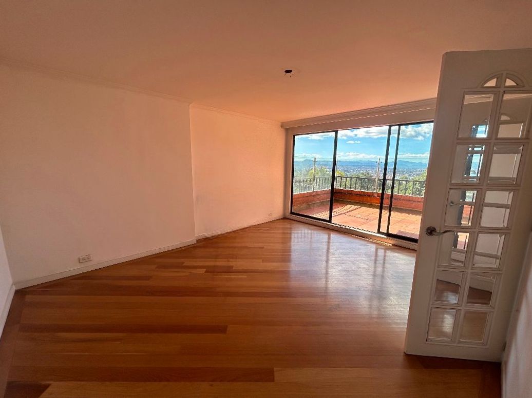 Apartamento de 3 alcobas en arriendo en Chico, Bogotá, 225 m² · foto 14 de 20
