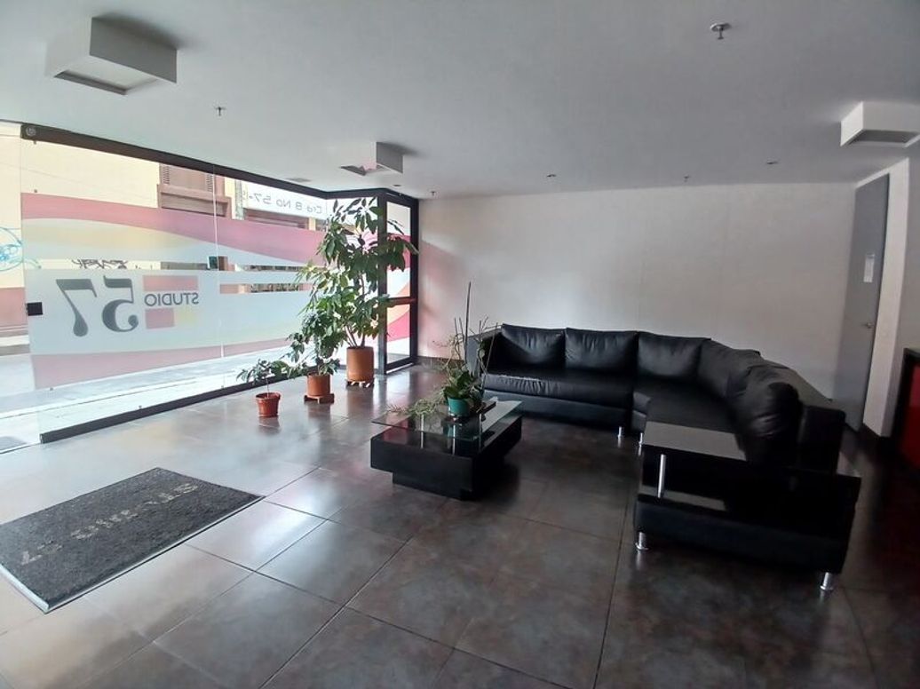 Apartamento de 2 alcobas en venta en Chapinero Central, Bogotá, 52 m² · foto 18 de 19