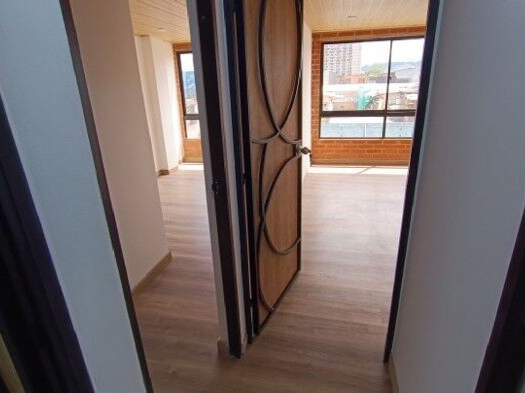 Apartamento de 3 alcobas en venta en Santa Helenita, Bogotá, 60 m² · foto 6 de 11