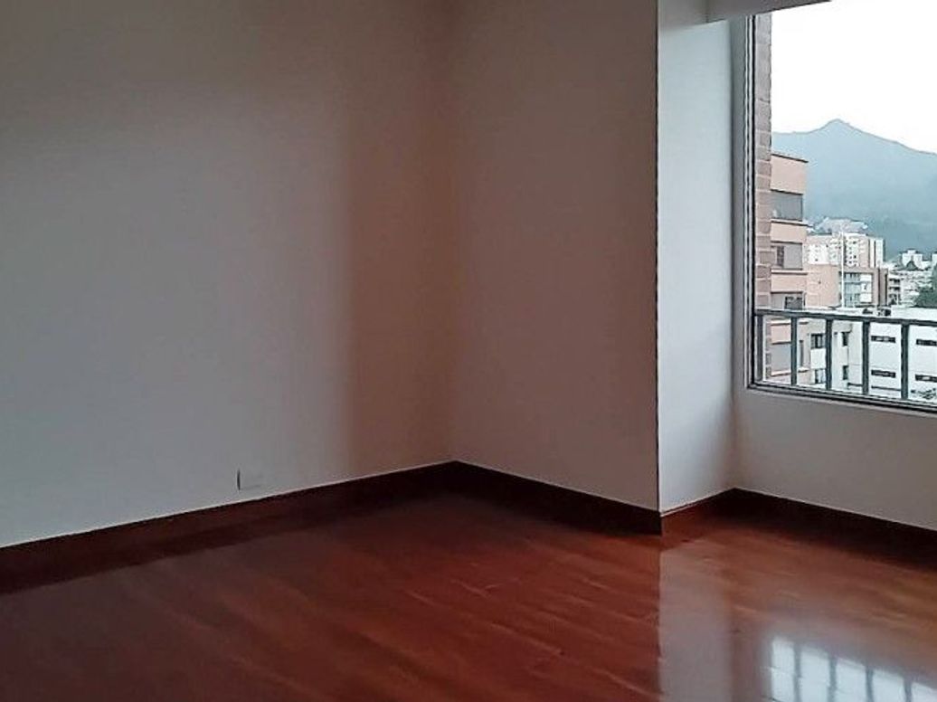 Apartamento de 3 alcobas en venta en Rincon Del Chicó, Bogotá, 160 m² · foto 15 de 17