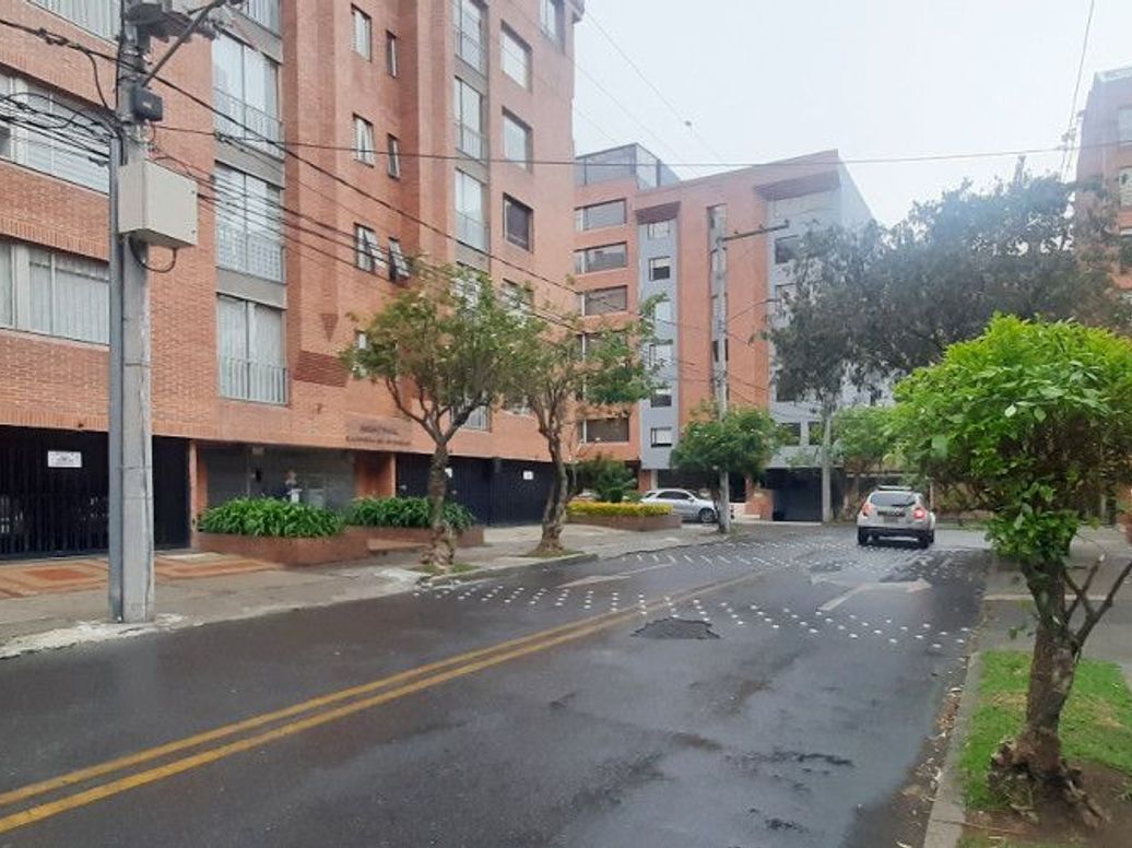 Apartamento de 3 alcobas en venta en Rincon Del Chicó, Bogotá, 160 m² · foto 17 de 17