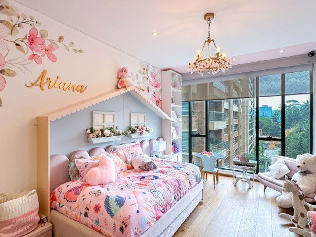 Apartamento de 3 alcobas en venta en El Refugio, Bogotá, 298 m² · foto 19 de 20