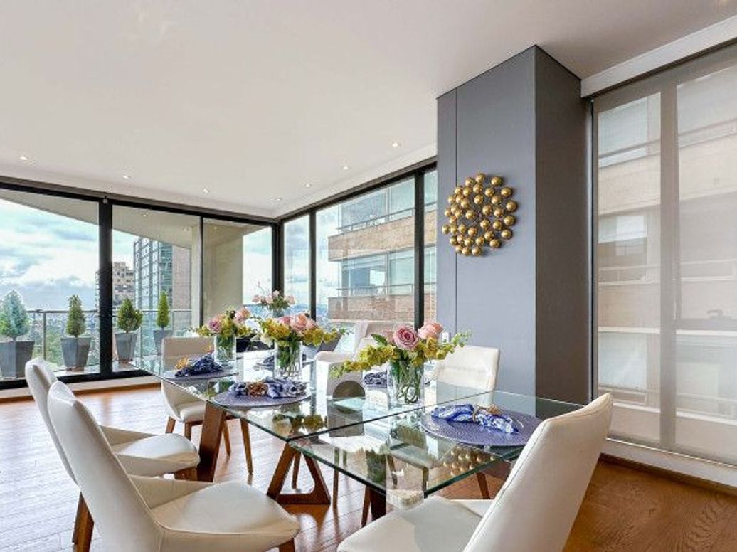 Apartamento de 3 alcobas en venta en El Refugio, Bogotá, 298 m² · foto 4 de 20