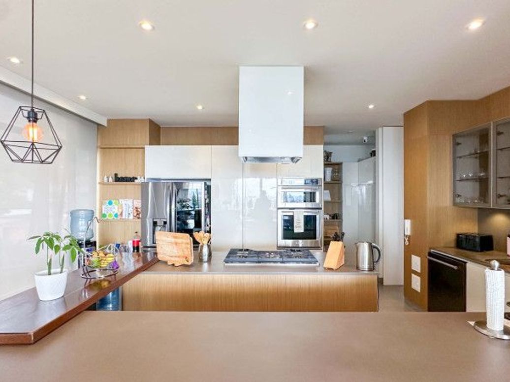 Apartamento de 3 alcobas en venta en El Refugio, Bogotá, 298 m² · foto 7 de 20