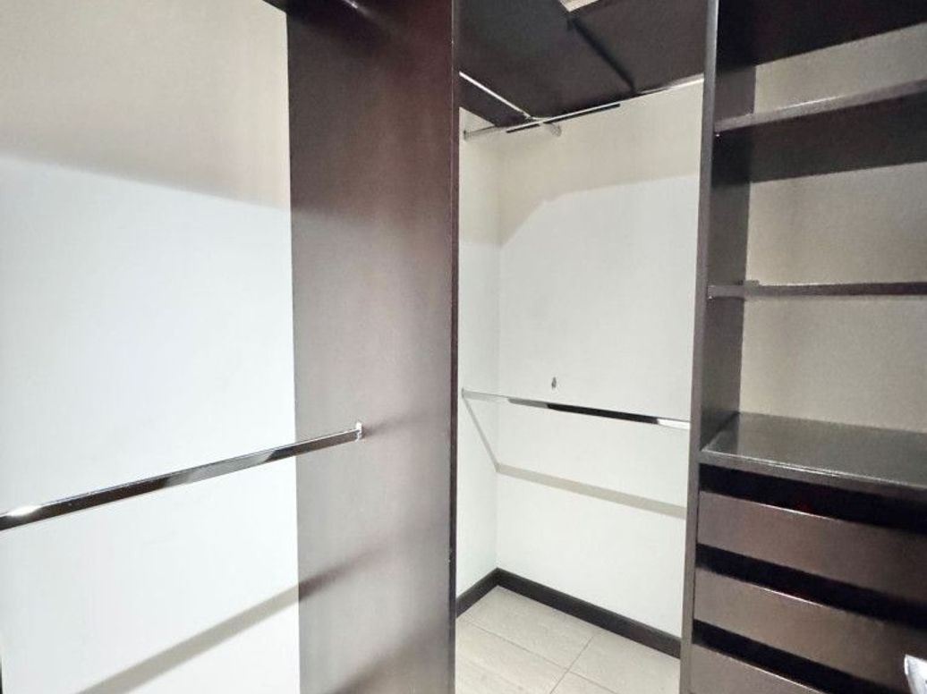 Apartamento de 3 alcobas en venta en Santa Bibiana, Bogotá, 243 m² · foto 12 de 20
