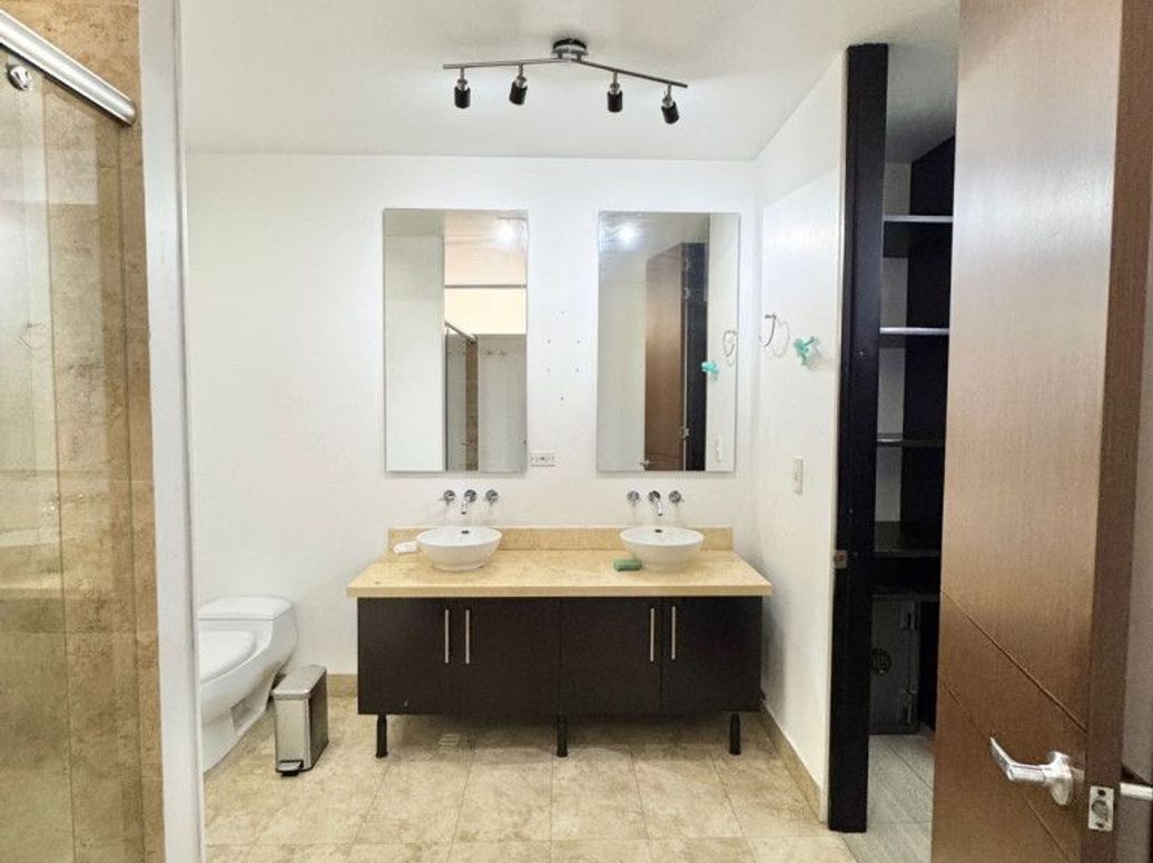 Apartamento de 3 alcobas en venta en Santa Bibiana, Bogotá, 243 m² · foto 19 de 20