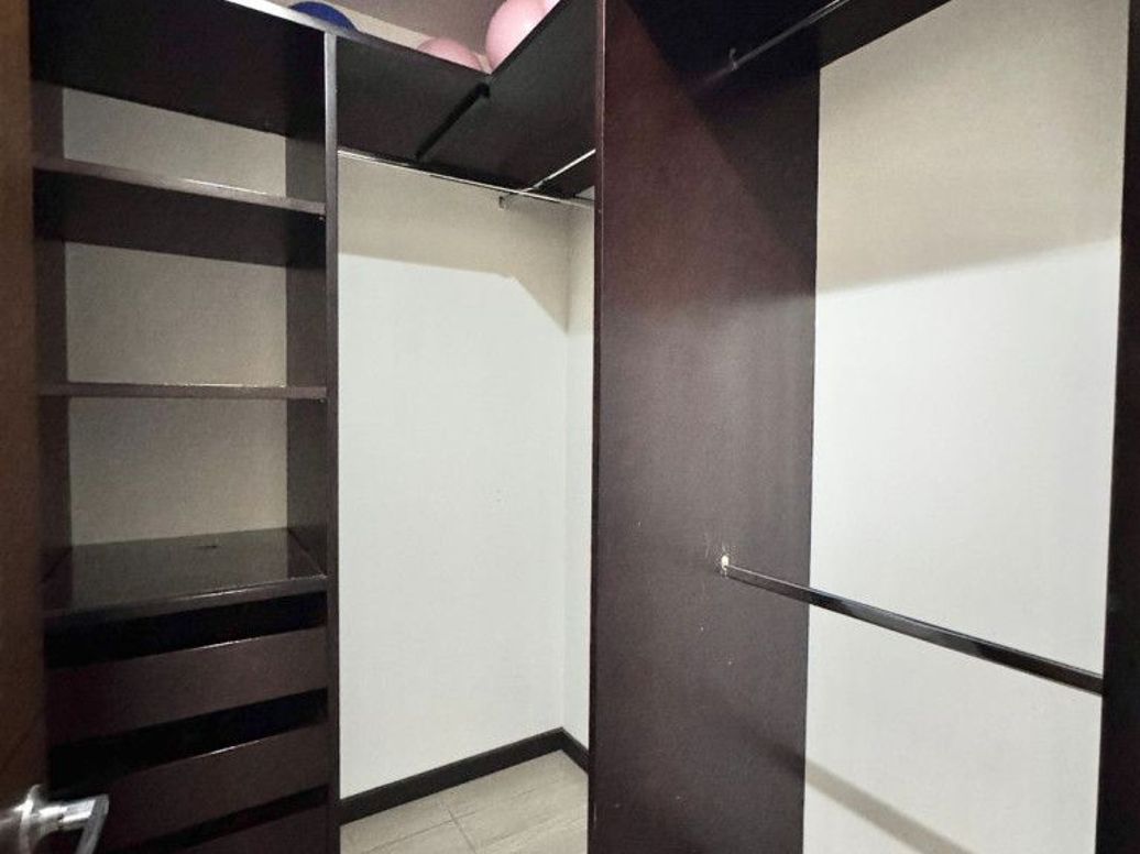Apartamento de 3 alcobas en venta en Santa Bibiana, Bogotá, 243 m² · foto 15 de 20