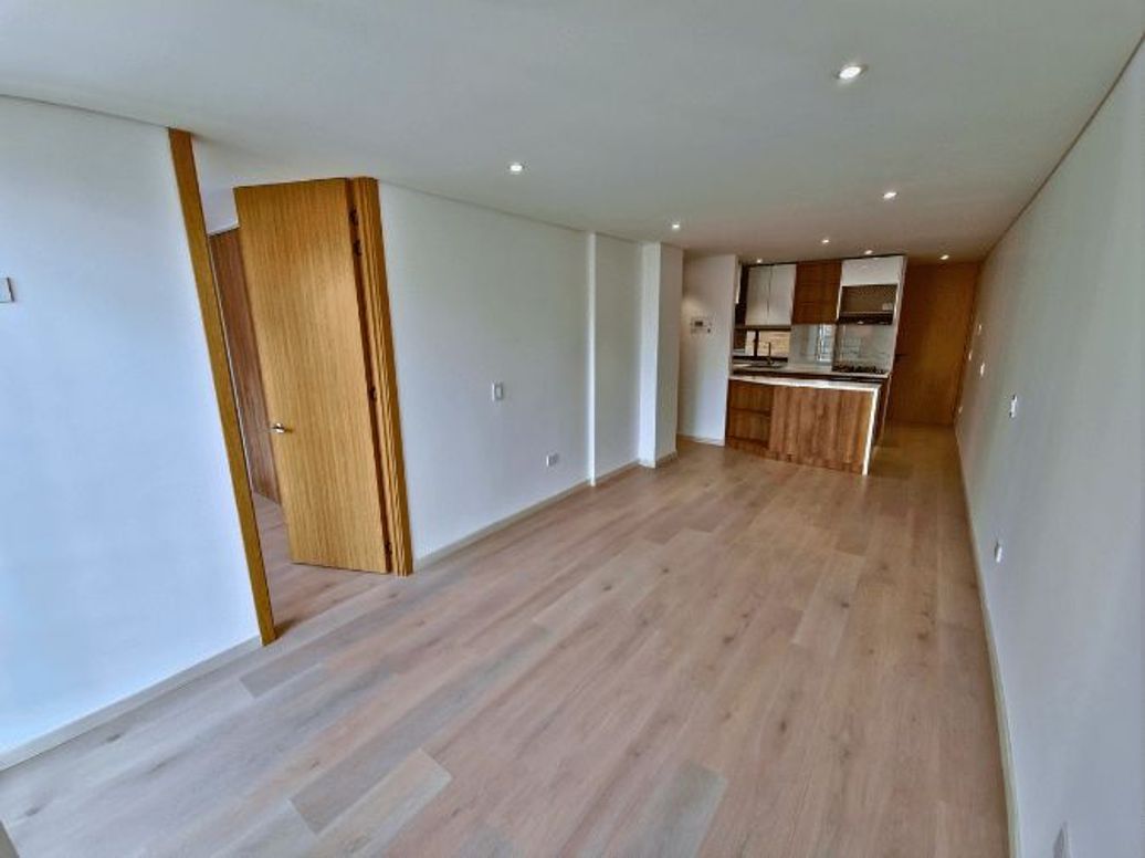 Apartamento de 2 alcobas en venta en Cedritos, Bogotá, 55 m² · foto 2 de 15