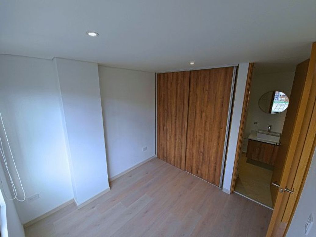 Apartamento de 2 alcobas en venta en Cedritos, Bogotá, 55 m² · foto 7 de 15