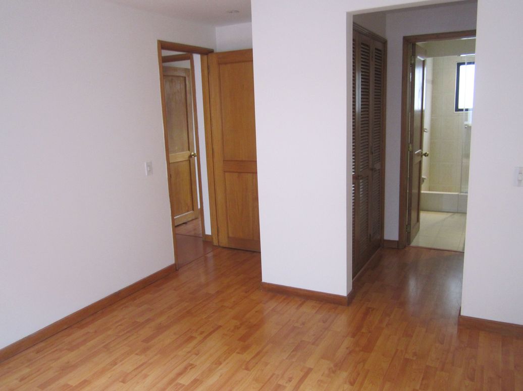 Apartamento de 3 alcobas en venta en El Contador, Bogotá, 97 m² · foto 12 de 20