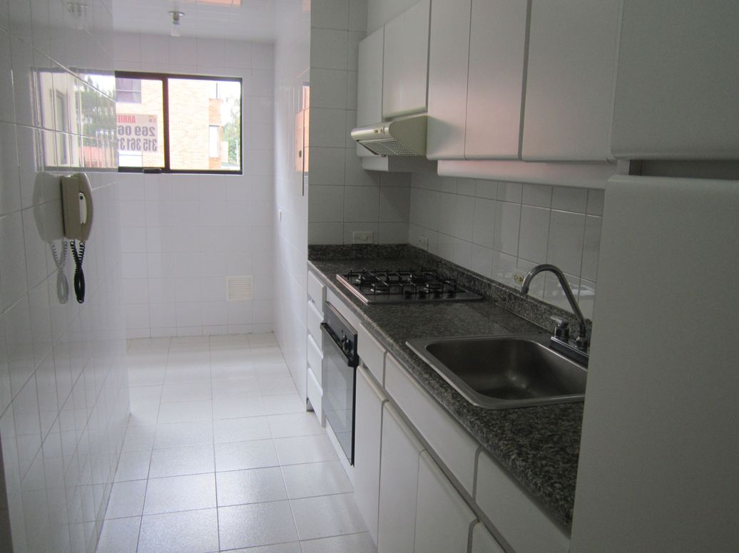 Apartamento de 3 alcobas en venta en El Contador, Bogotá, 97 m² · foto 6 de 20