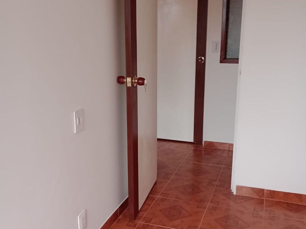 Apartamento de 3 alcobas en venta en Ub. El Cortijo, Bogotá, 49 m² · foto 6 de 16