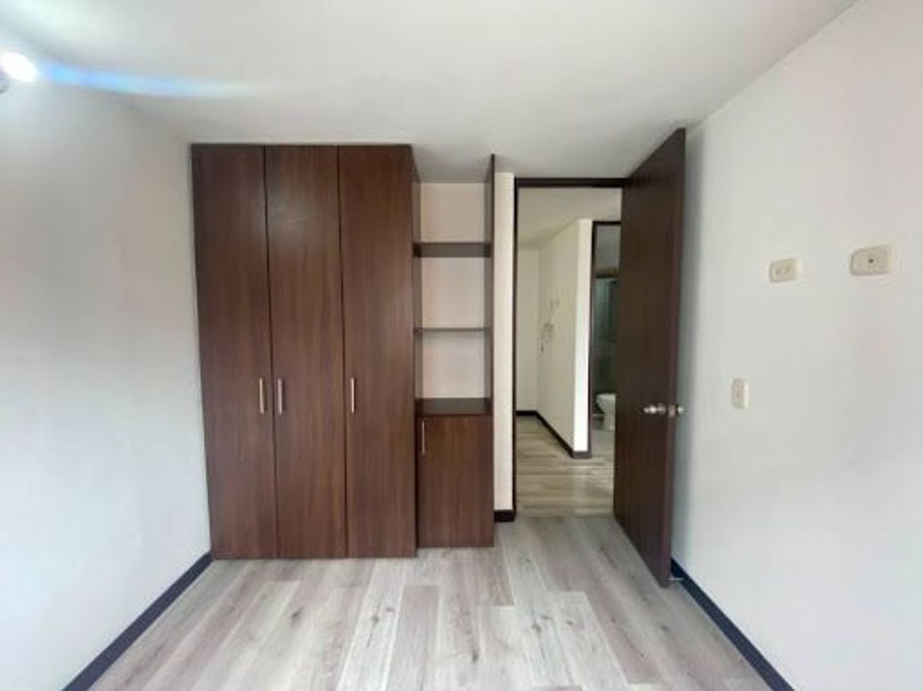 Apartamento de 3 alcobas en venta en Tintala, Bogotá, 77 m² · foto 11 de 19