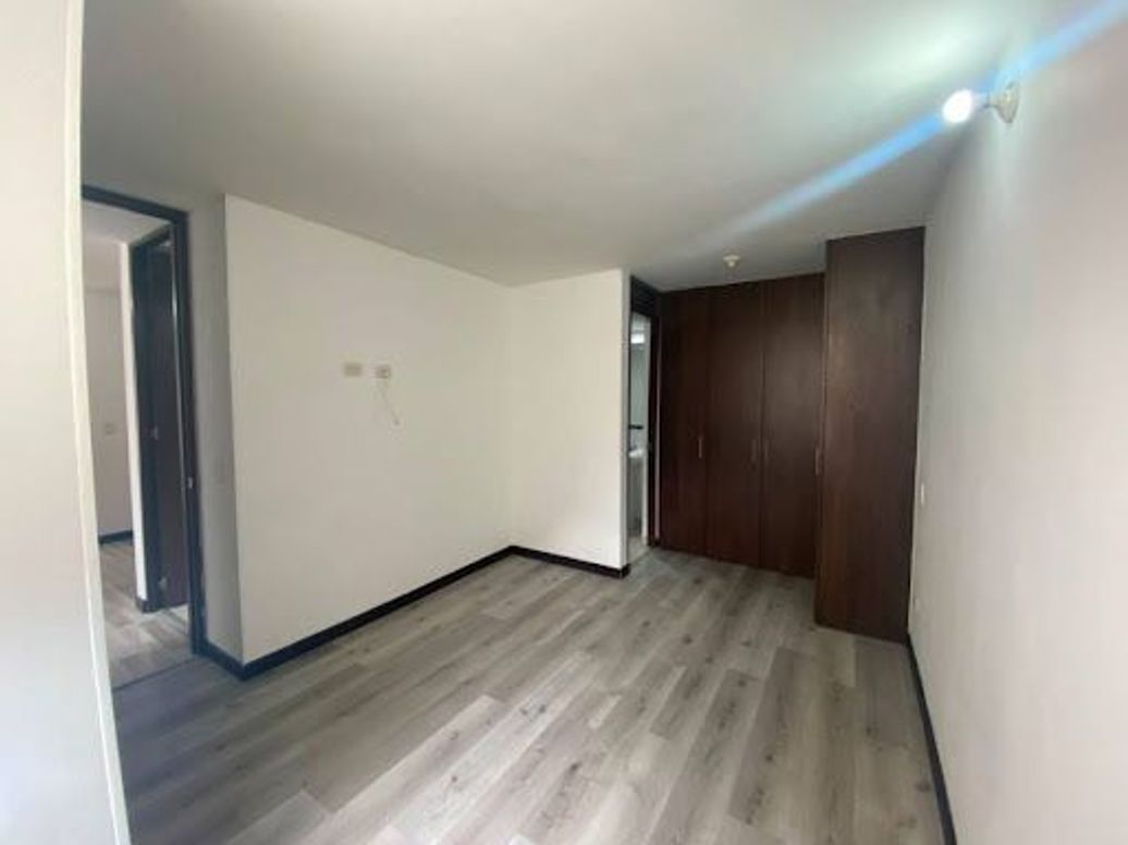Apartamento de 3 alcobas en venta en Tintala, Bogotá, 77 m² · foto 14 de 19