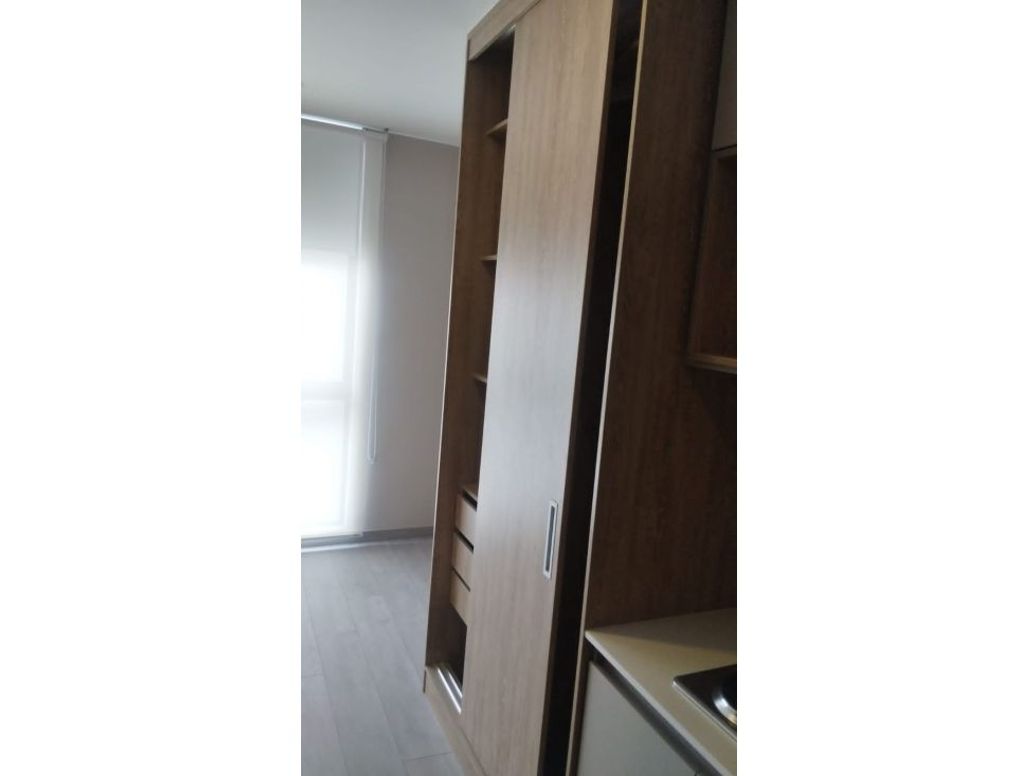 Apartaestudio en venta en Las Nieves, Bogotá, 27 m² · foto 8 de 16