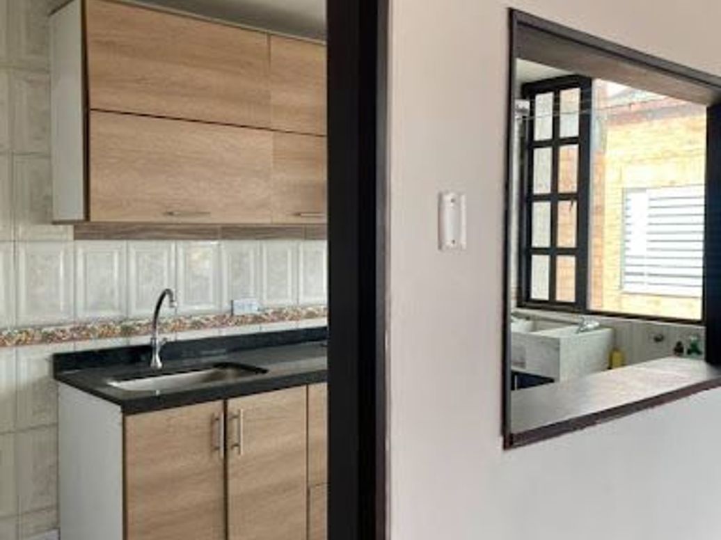 Apartamento de 2 alcobas en venta en Santa Cecilia Modelia, Bogotá, 55 m² · foto 7 de 20