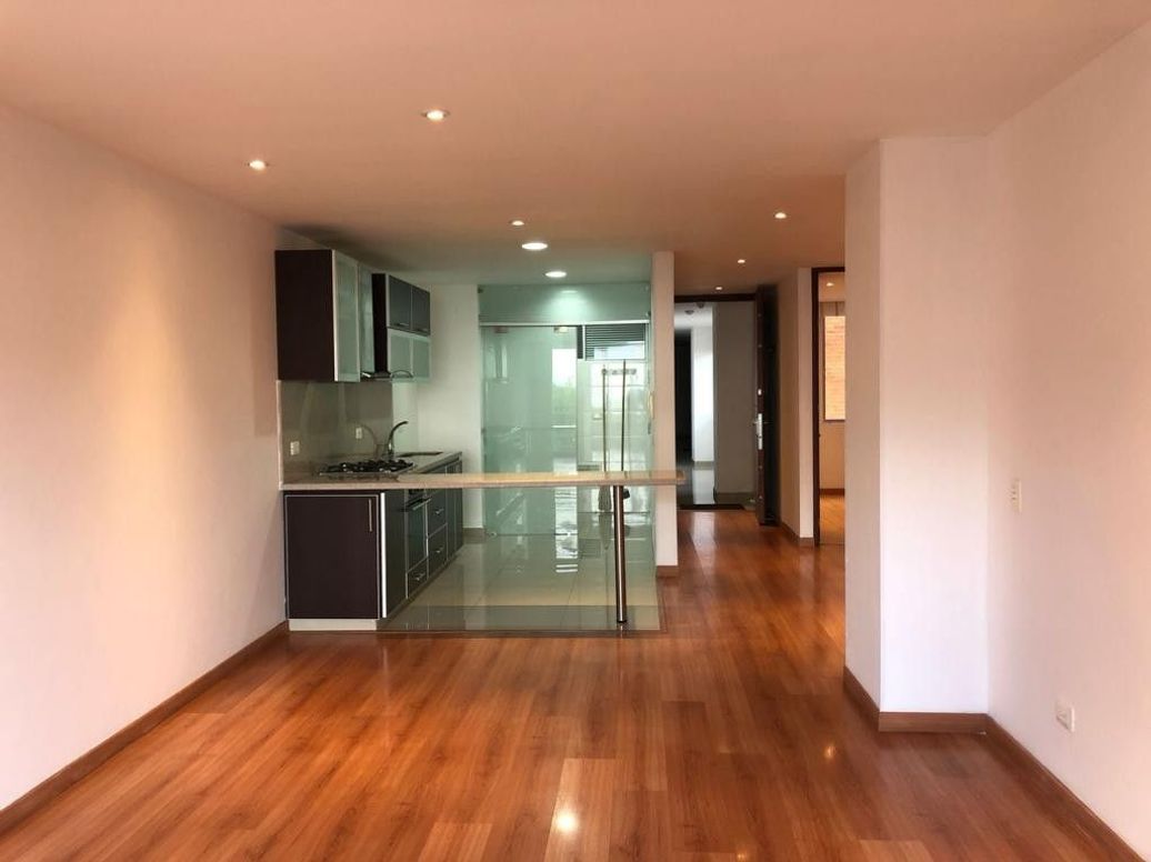 Apartamento de 2 alcobas en venta en Nuevo Contry, Bogotá, 100 m² · foto 3 de 20