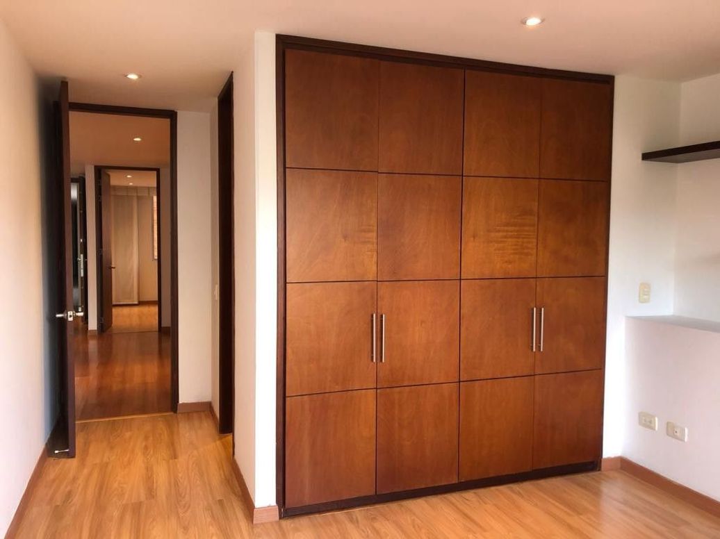 Apartamento de 2 alcobas en venta en Nuevo Contry, Bogotá, 100 m² · foto 8 de 20